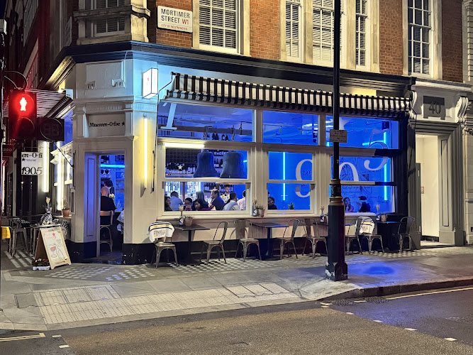 1905 London restaurant