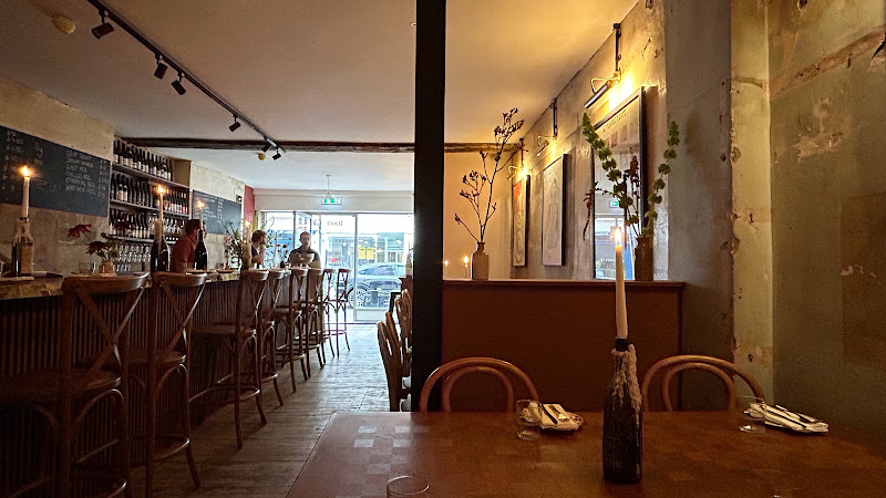 51 Cave à Manger restaurant