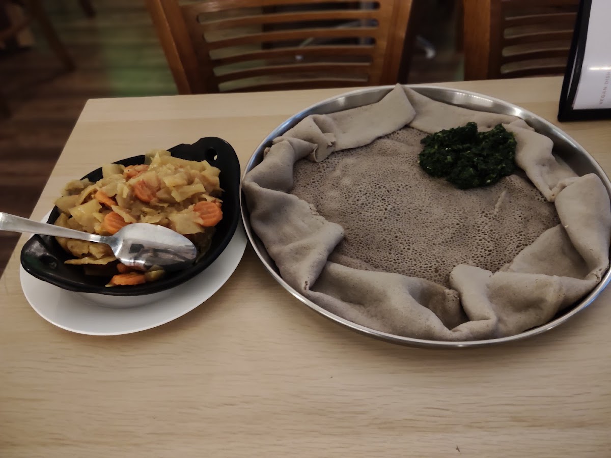 Abyssinia Restaurant & Bar — photo 3