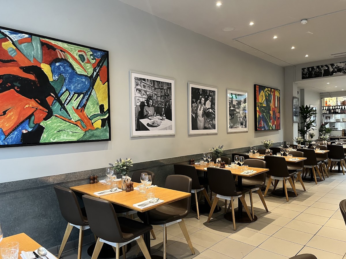 Aglio E Olio restaurant