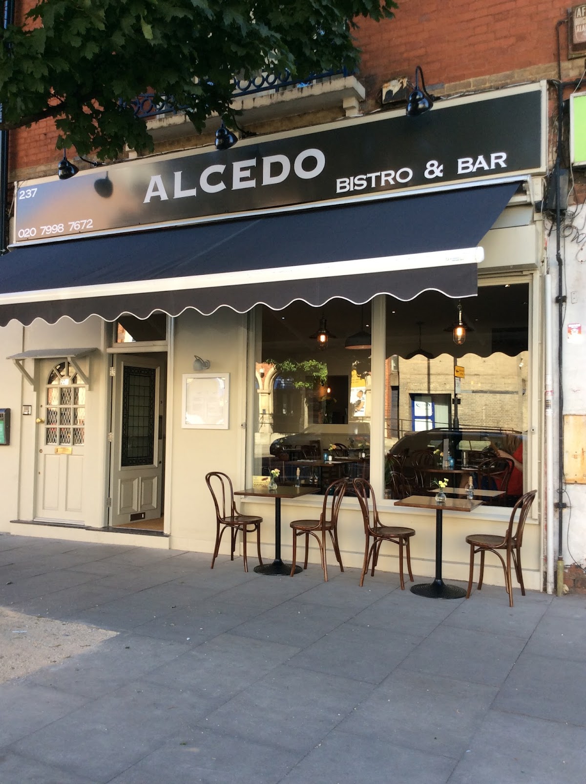 Alcedo Bistro & Bar restaurant
