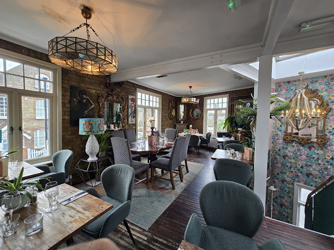 Annie's restaurant