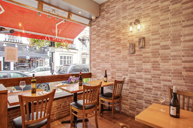 Arman's kitchen restaurant