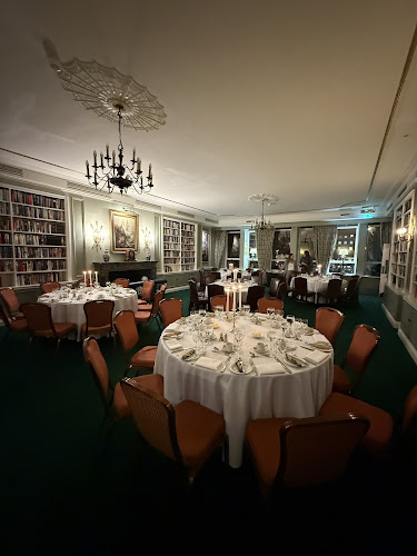 Army & Navy Club restaurant