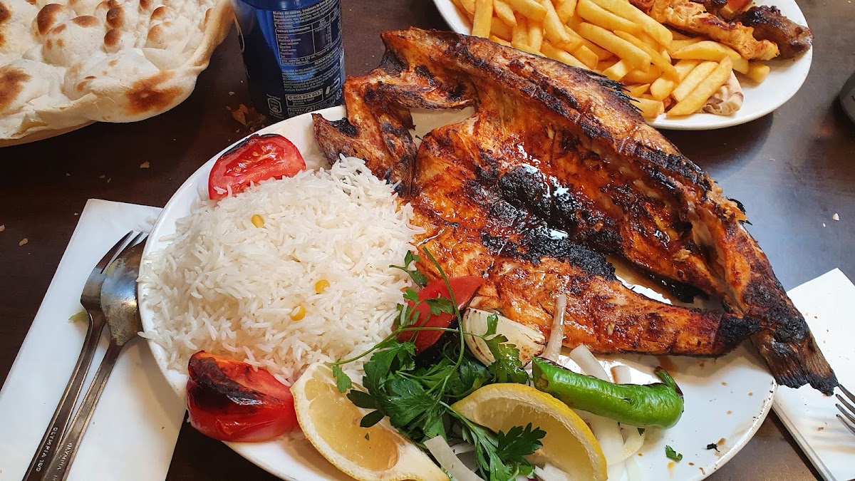 Azmar Restaurant — photo 2