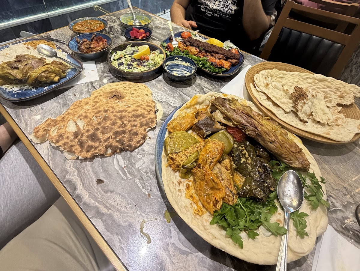 Azmar Restaurant — photo 3