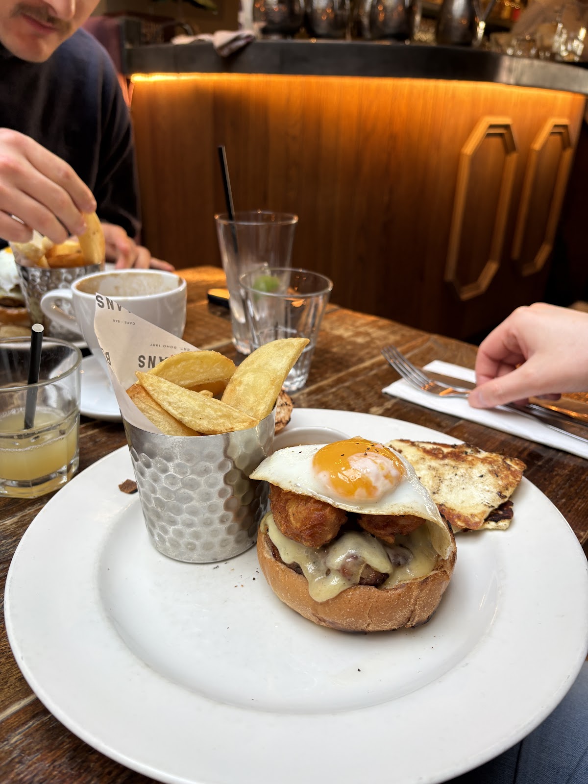 Balans, Kensington — photo 3