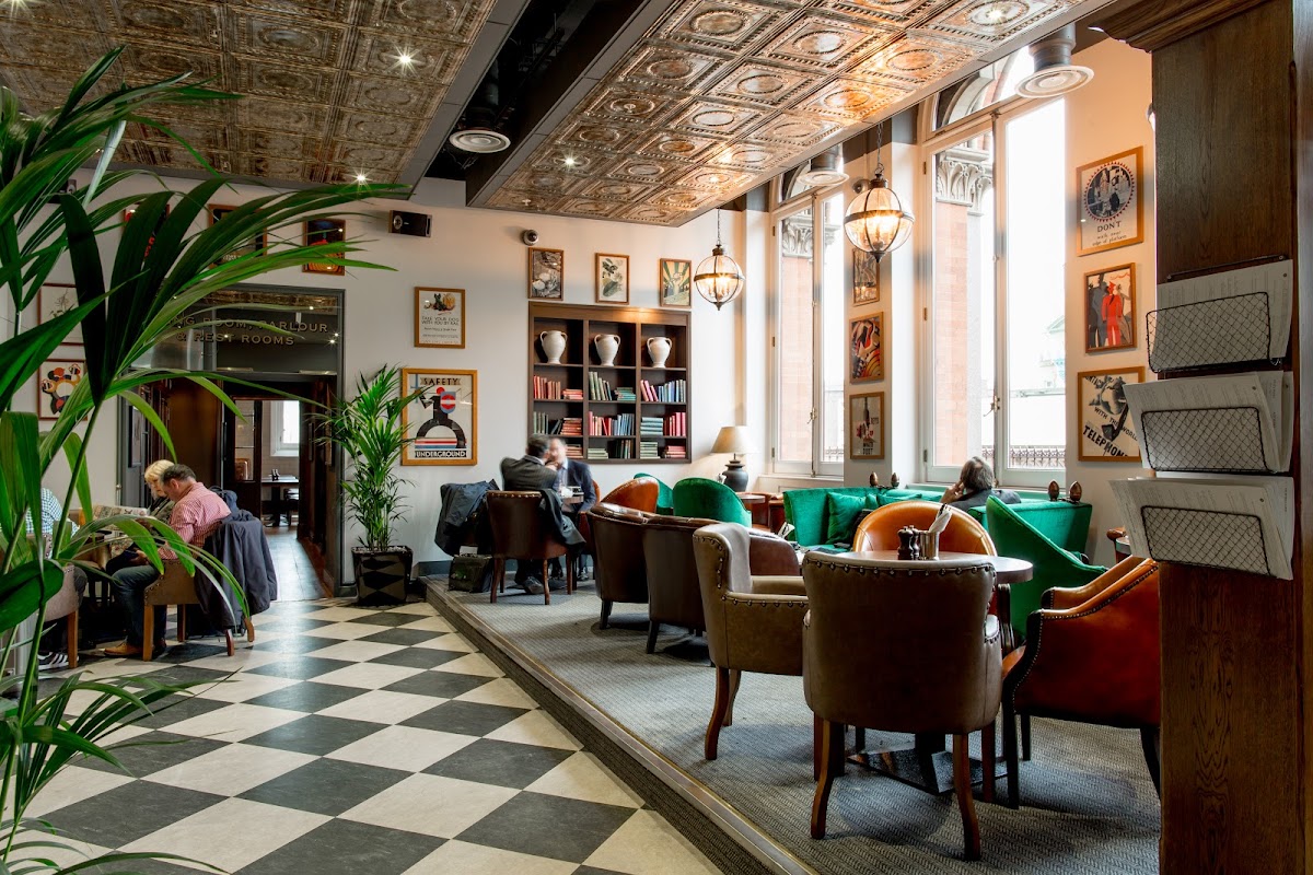 Betjeman Arms restaurant