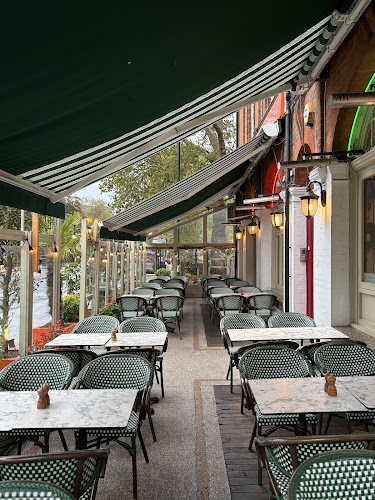Bistro Laz restaurant