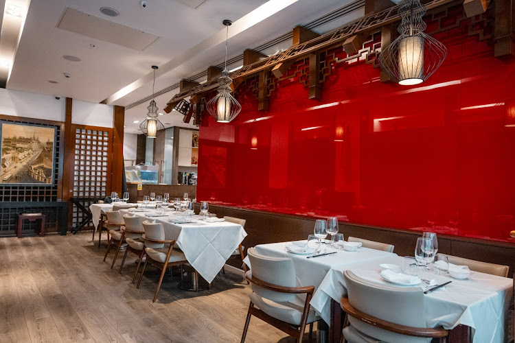 Bright Courtyard Club restaurant