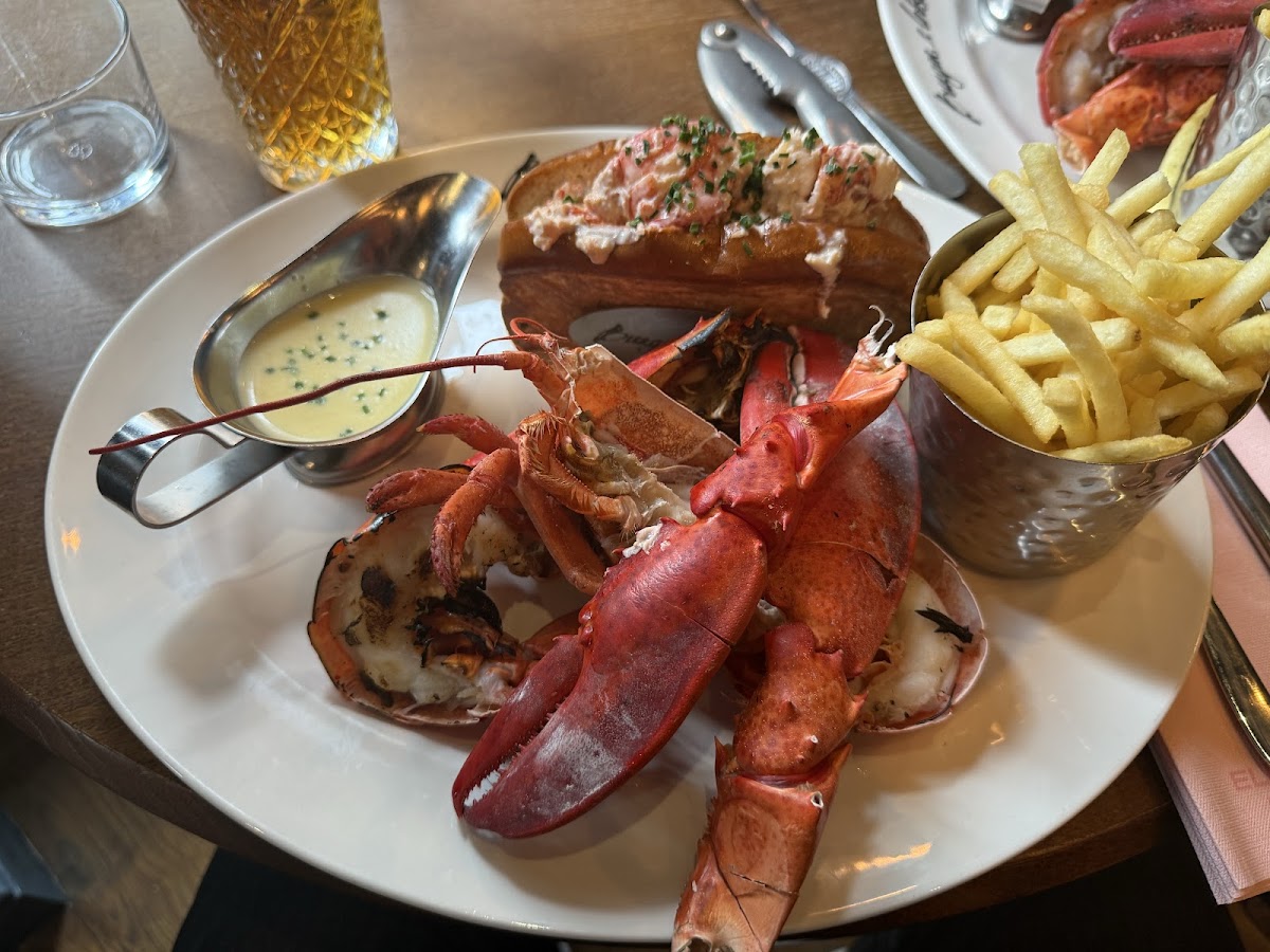 Burger & Lobster Soho — photo 3