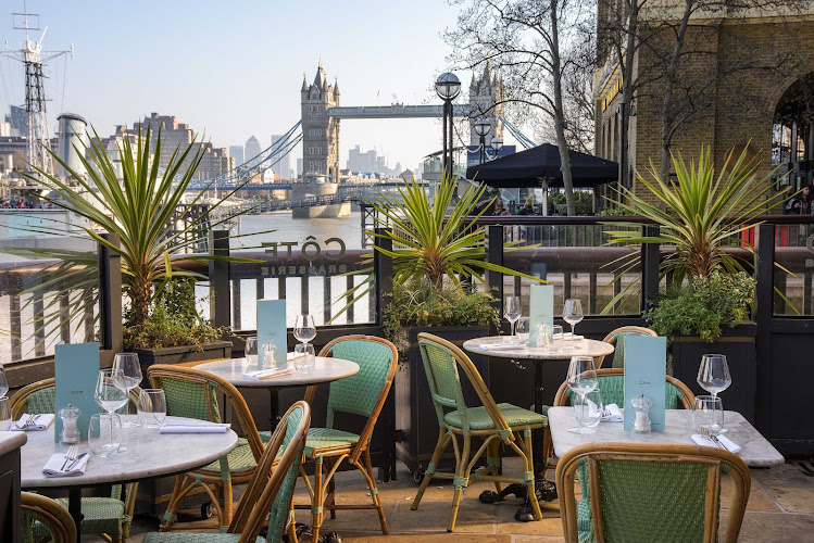 Côte Hay's Galleria restaurant