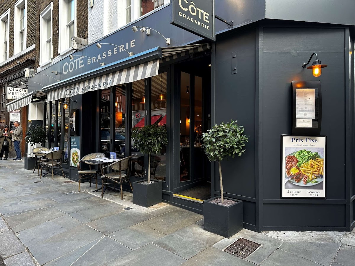 Côte St Martin's Lane restaurant