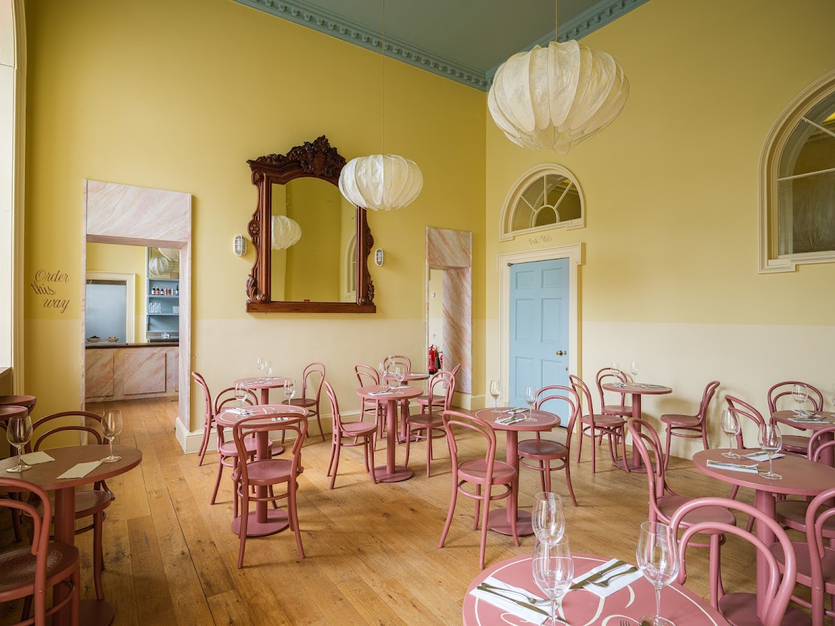 Cafe Petiole restaurant