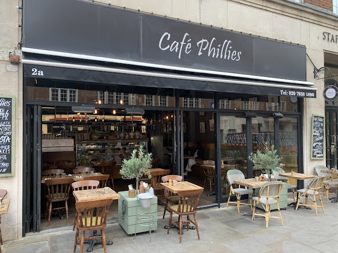 Cafe Phillies restaurant