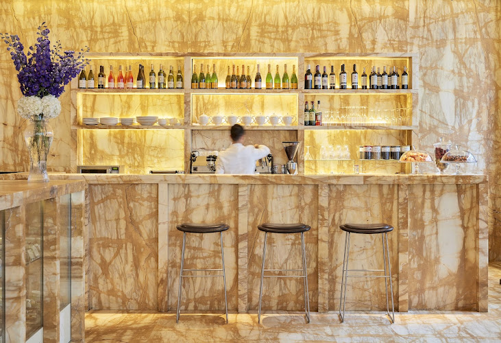 Cakes & Bubbles by Albert Adrià restaurant