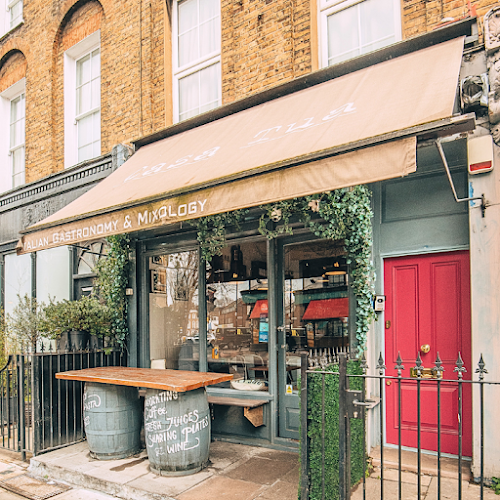 Casa Tua Camden restaurant