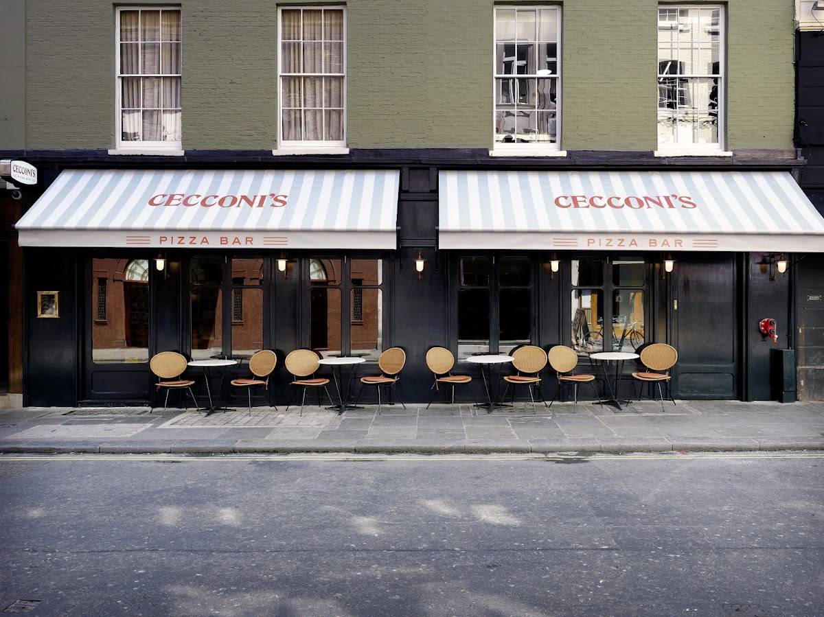 Cecconi's Pizza Bar restaurant