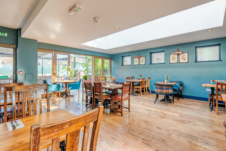Crown & Greyhound restaurant