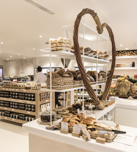 Daylesford Organic - Brompton Cross restaurant