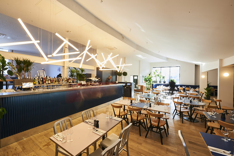 EartH Kitchen restaurant