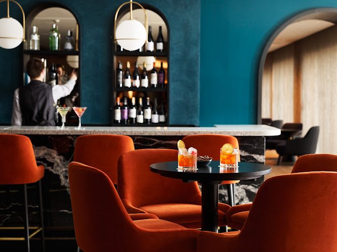 Elondi Restaurant, Bar and Terrace restaurant