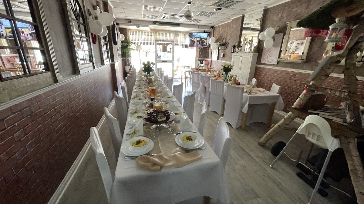 Family Restaurant restaurant