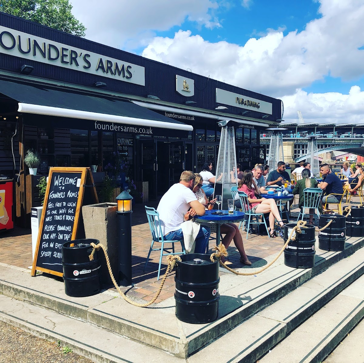 Founder's Arms restaurant