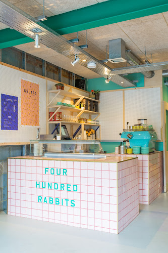 Four Hundred Rabbits: Pizza Restaurant Crystal Palace restaurant