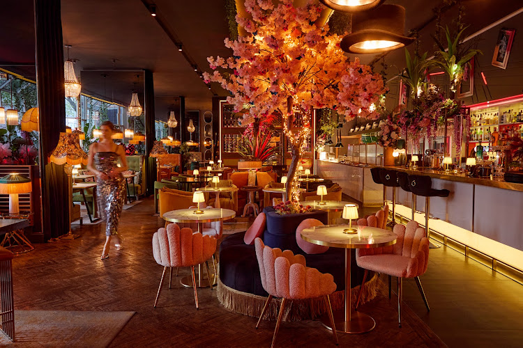 GA KINGSX restaurant