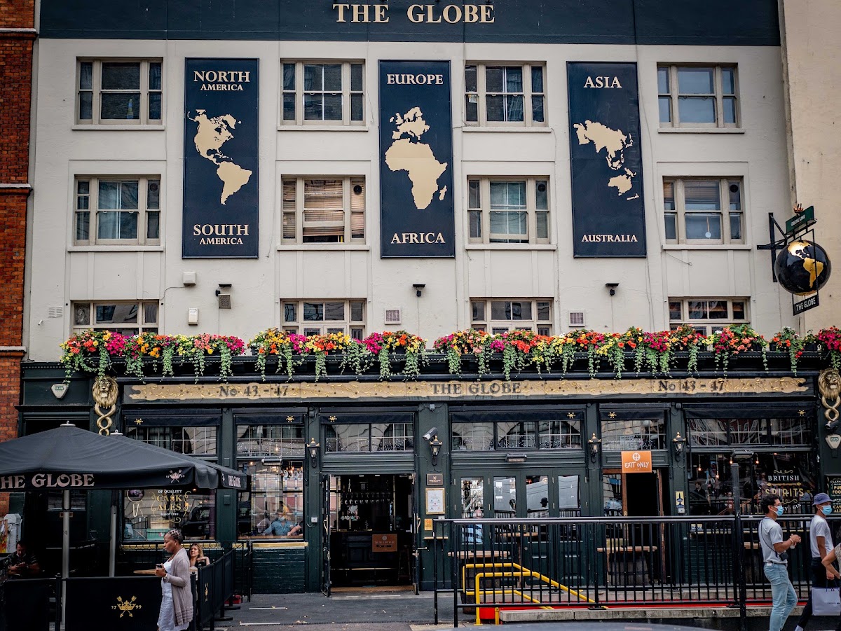 Globe restaurant