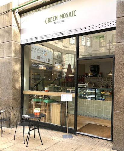Green Mosaic Pizza Hammersmith restaurant