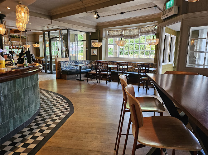 Harvester Falcon Eltham restaurant