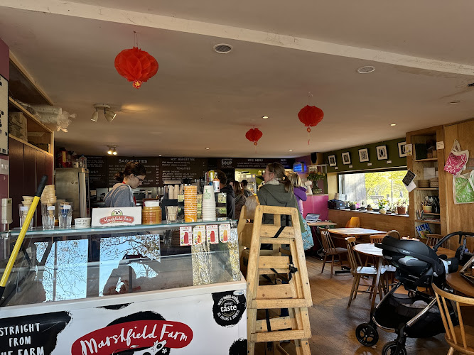 Hilly Fields Park Cafe restaurant
