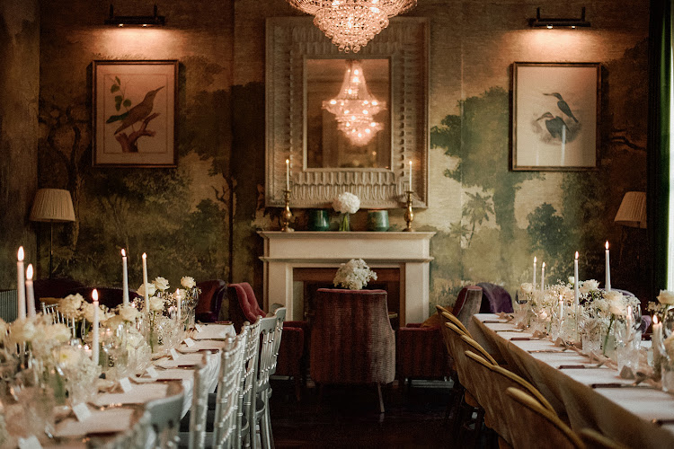 Hollywood Arms restaurant