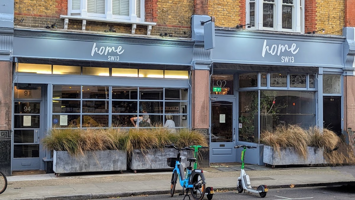 Home SW13 — photo 3