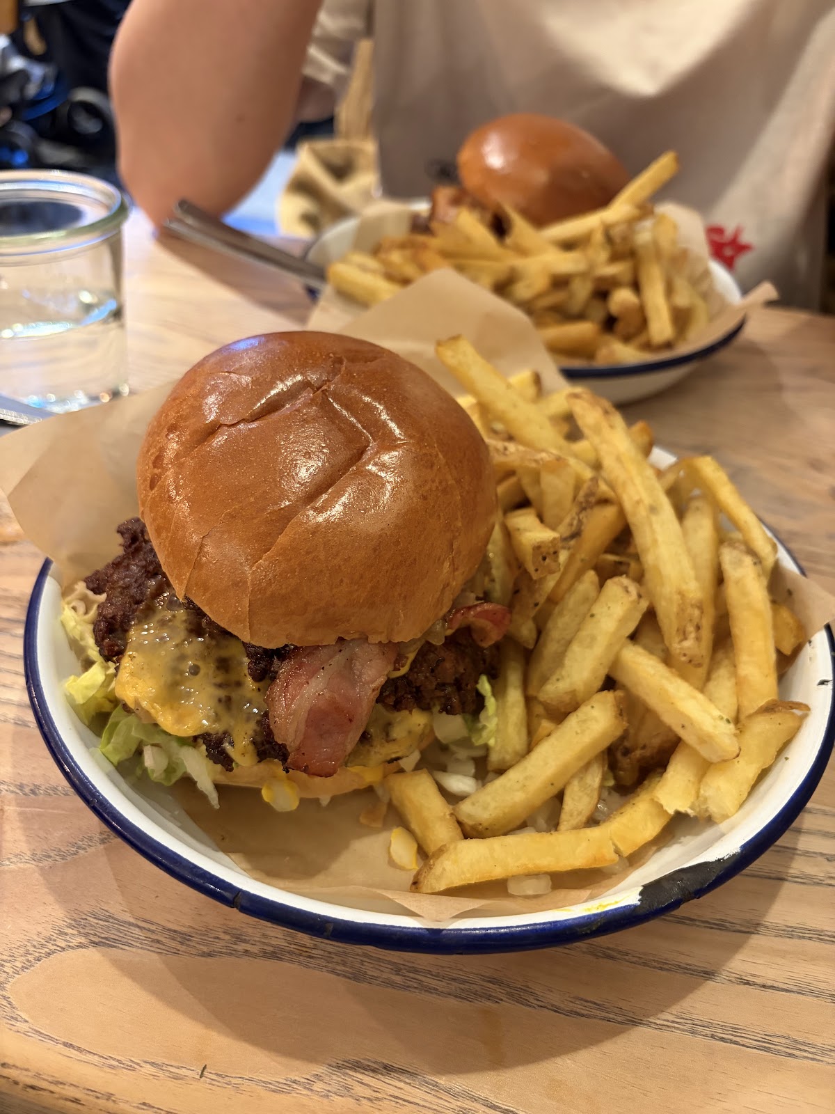 Honest Burgers Baker Street — photo 3