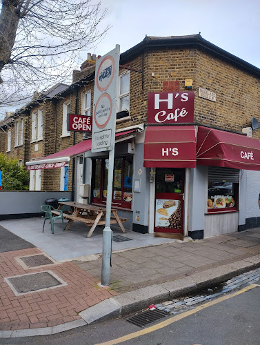 H's Cafe restaurant