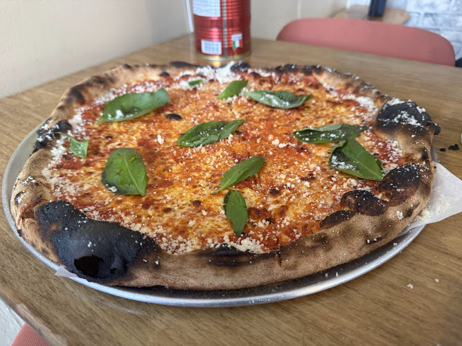 Iddi Pizza restaurant