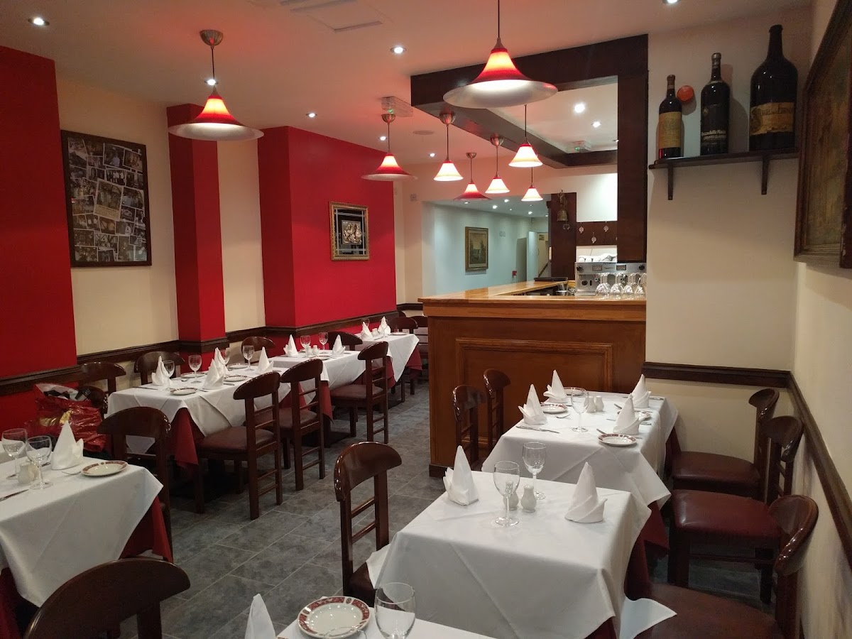 Il Cucciolo Restaurant restaurant