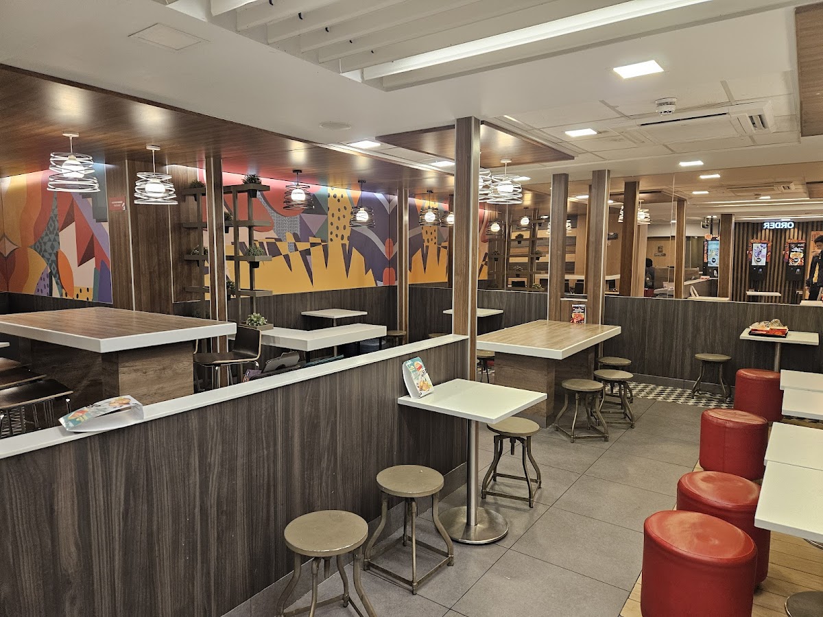 Jollibee Earl's Court restaurant