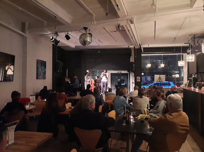 Karamel N22 | Collage Arts restaurant
