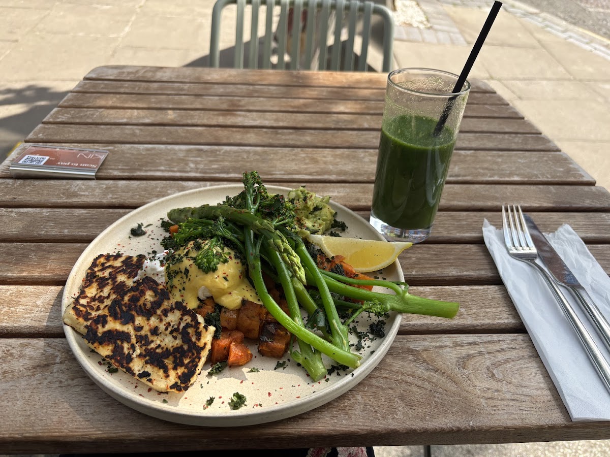 KIN Cafe — photo 3