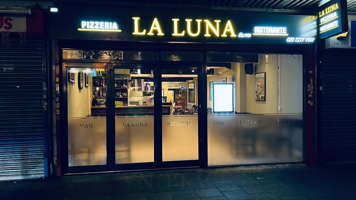 La Luna - Walworth Road restaurant