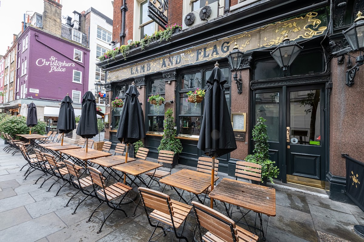 Lamb & Flag restaurant