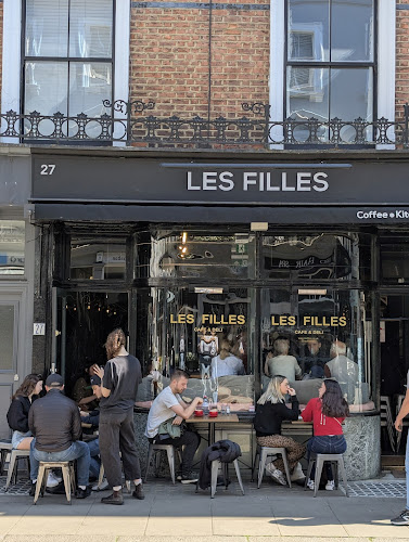 Les Filles Cafe Lancaster Gate restaurant