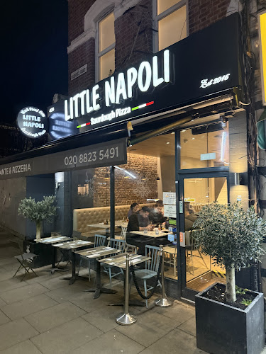Little Napoli Pizza Restaurant Shepherds Bush restaurant