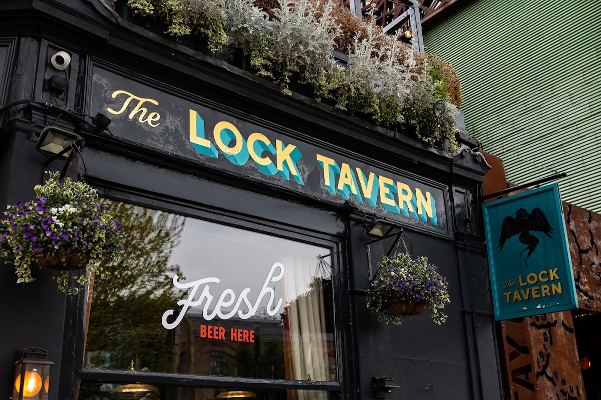 Lock Tavern restaurant