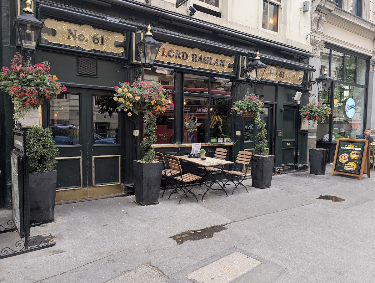 Lord Raglan — photo 3