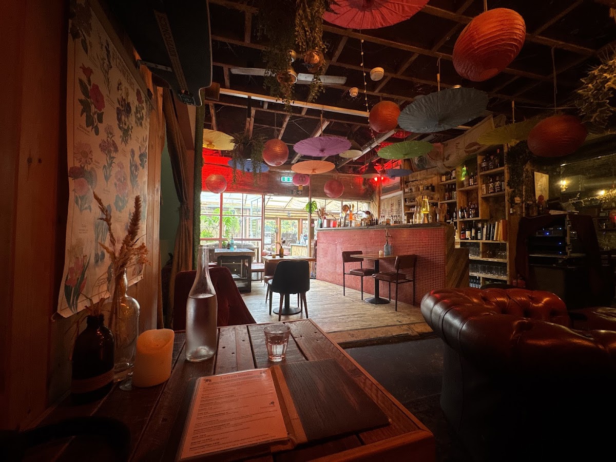 Love Shack — photo 3
